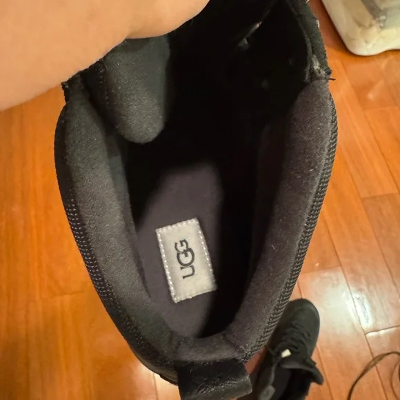 UGG Men's Black Lace-Up Boots water resistant - Picture 6 of 9